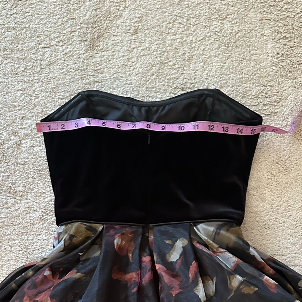 Betsy & Adam Black Velvet and Floral High-Low Gown, Size 4. - Picture 10 of 15
